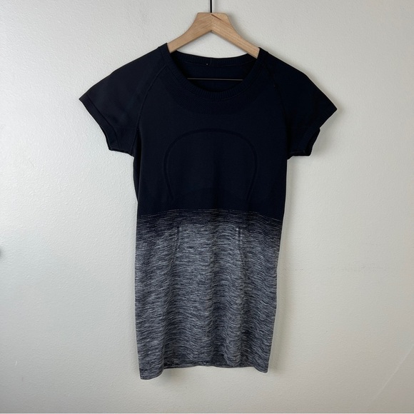Lululemon Swiftly Tech Short Sleeve Crew Black Gray Ombre - Picture 2 of 4